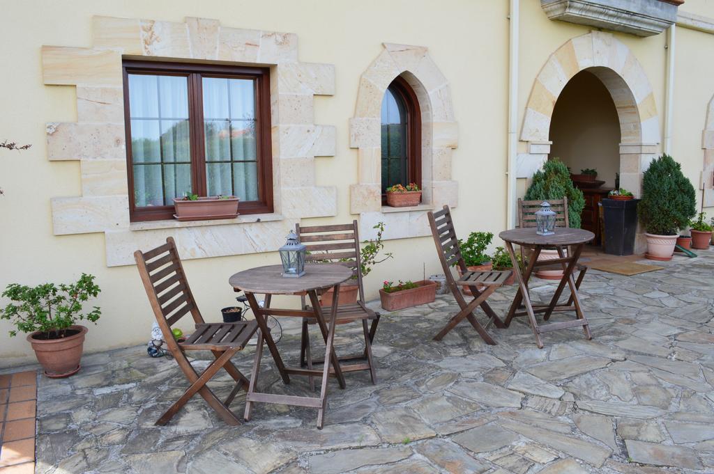 Posada El Jardin Сантильяна-дель-Мар Экстерьер фото