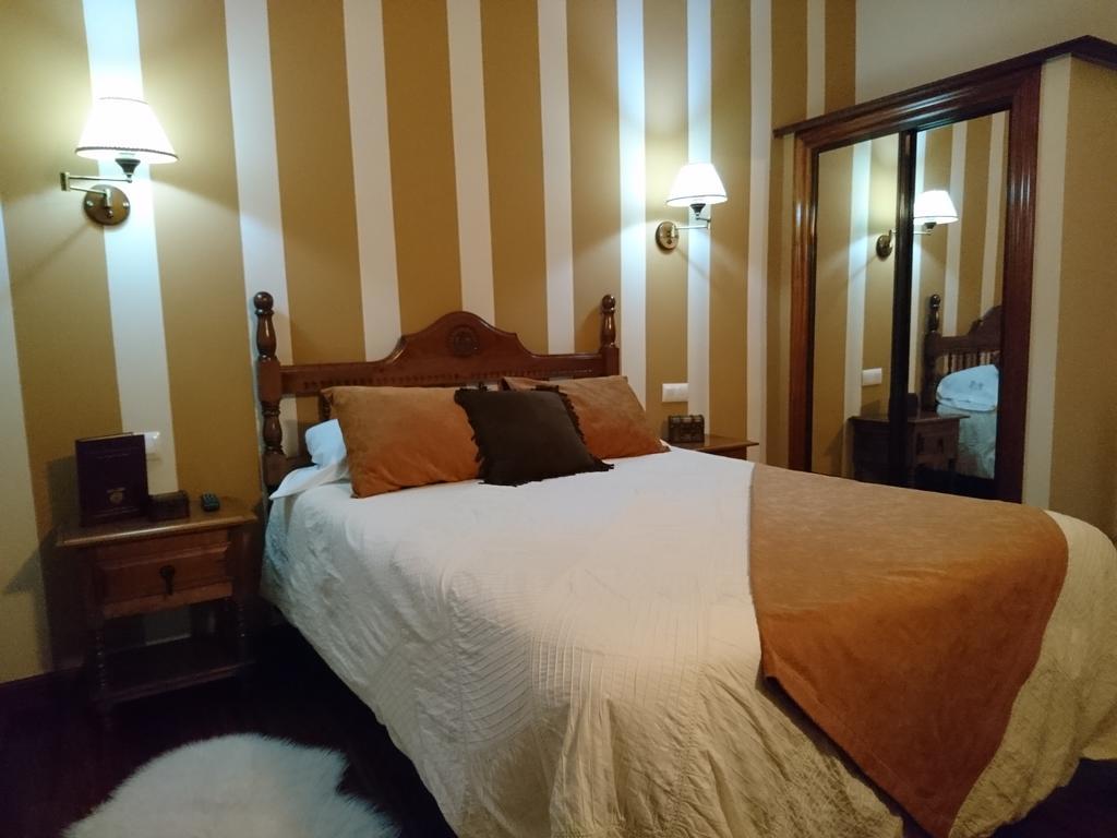 Posada El Jardin Сантильяна-дель-Мар Экстерьер фото