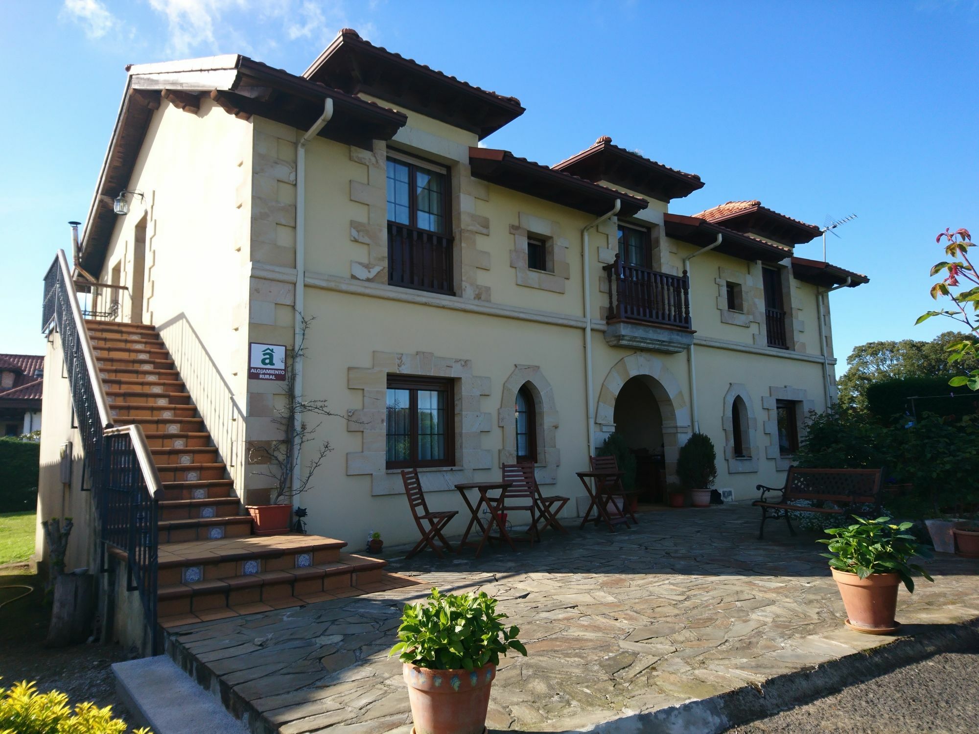 Posada El Jardin Сантильяна-дель-Мар Экстерьер фото