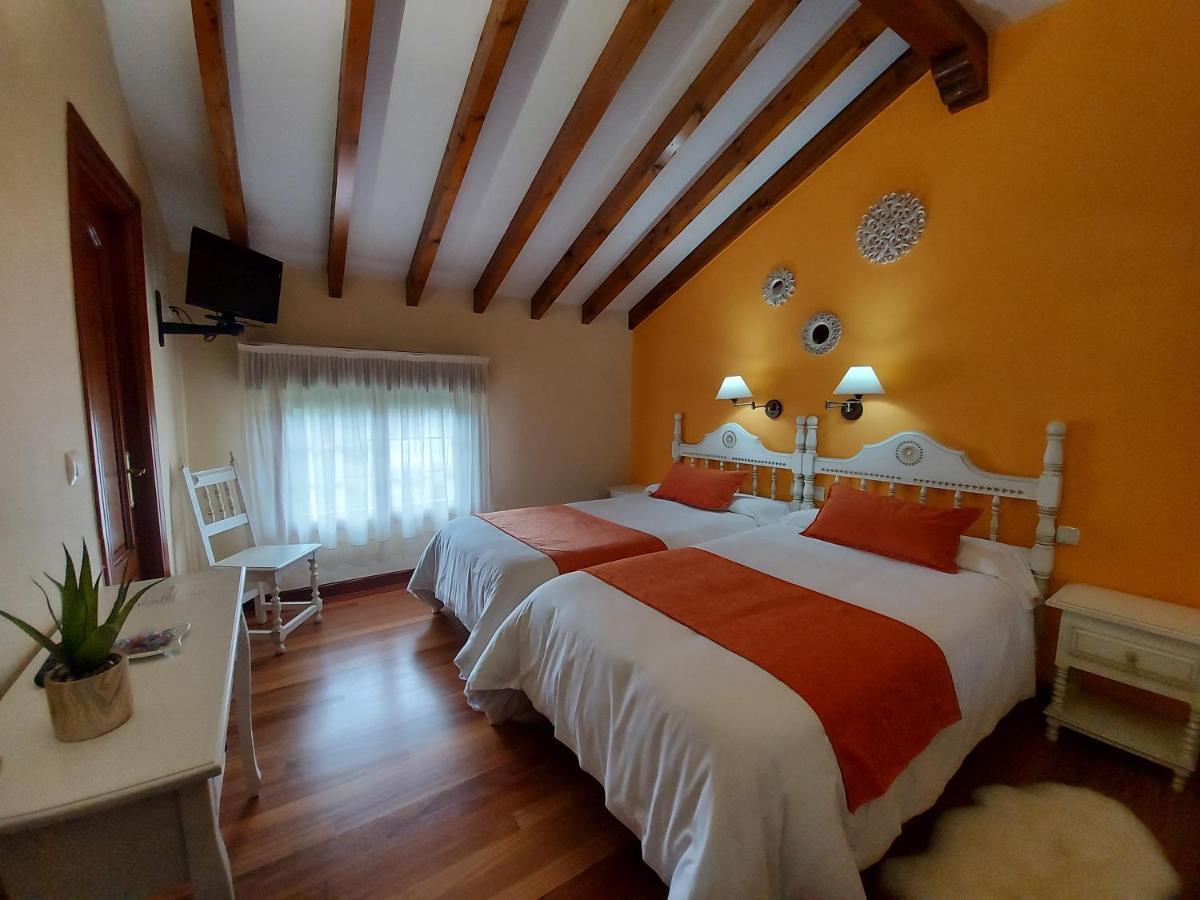 Posada El Jardin Сантильяна-дель-Мар Экстерьер фото